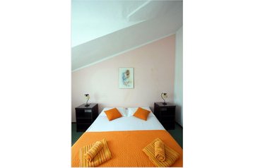 Croatia Privát Sutivan, Exterior